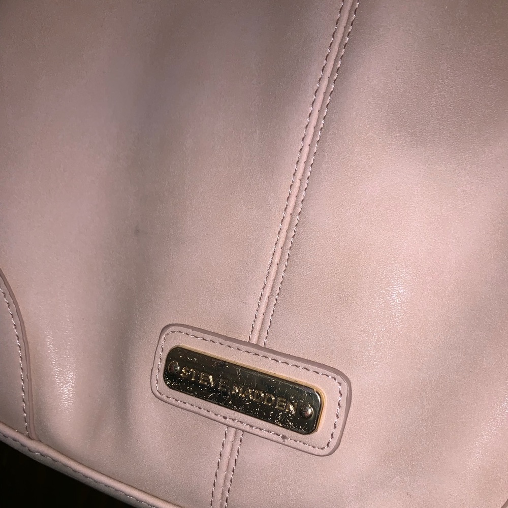 Purse - Picture 2 of 6